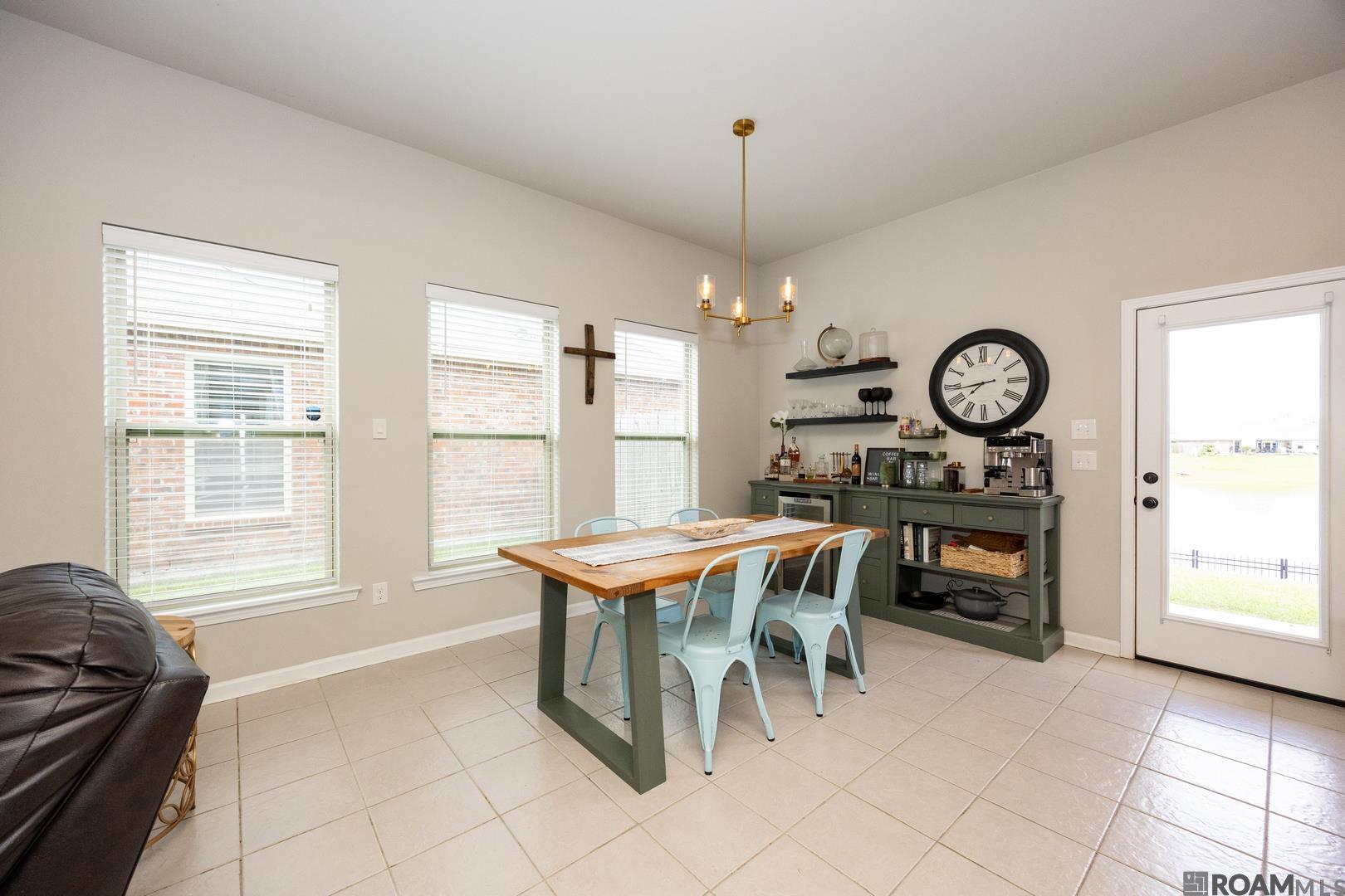 42466 Baystone Ave, Prairieville, Louisiana image 8