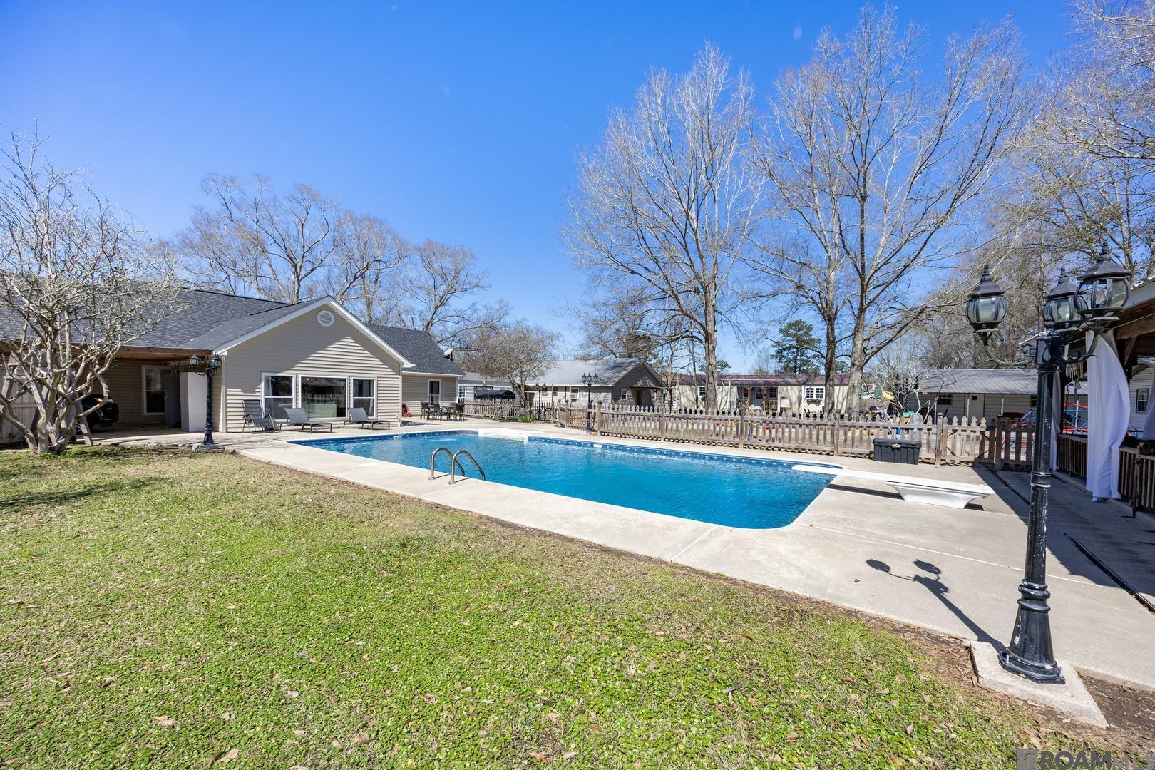 18891 Harrell Averett Ln, Livingston, Louisiana image 25