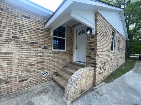 Homes For Sale - 5520 Linden St<br/> Baton Rouge, LA 70805