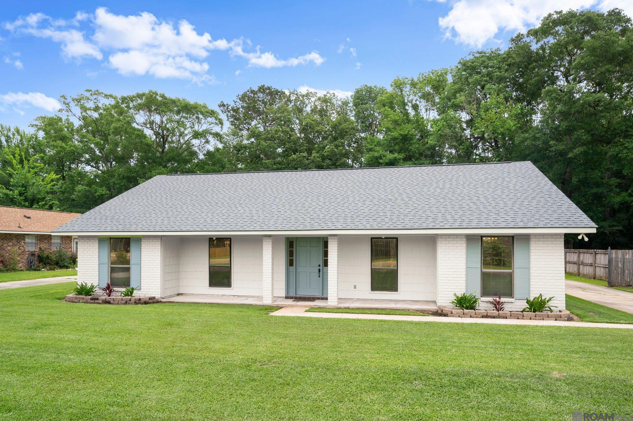 14326 Winslow Dr, Pride, Louisiana image 1