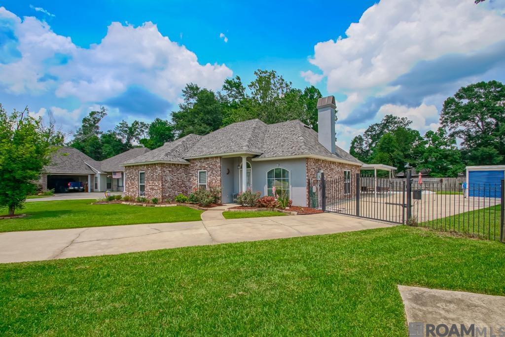 17510 Les Chenier St, Prairieville, Louisiana image 2