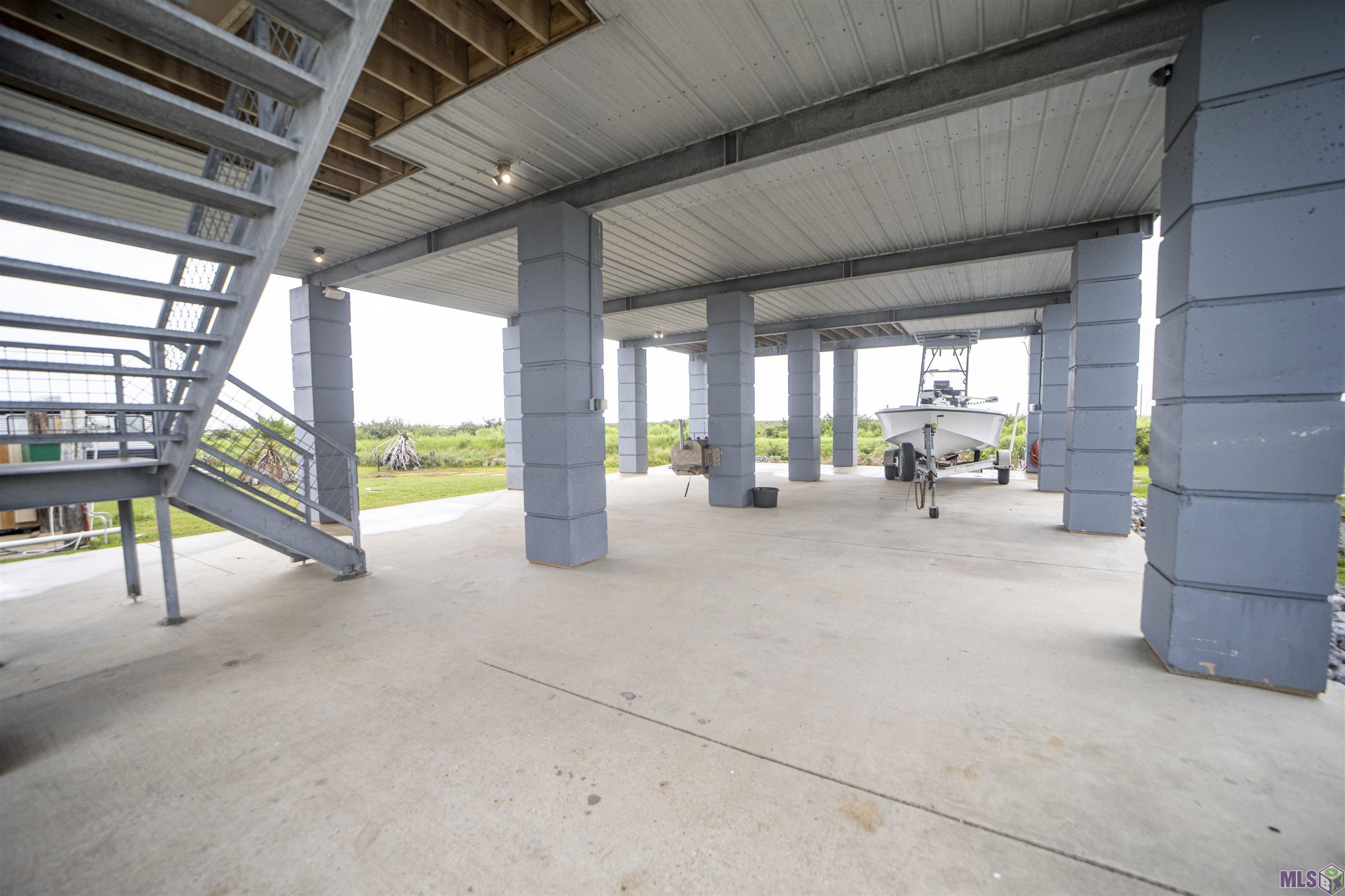 118 Hebert Ln, Grand Isle, Louisiana image 23
