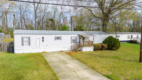 Mobile Home For Sale - 4063 N Row Ave<br/> Zachary, LA 70791