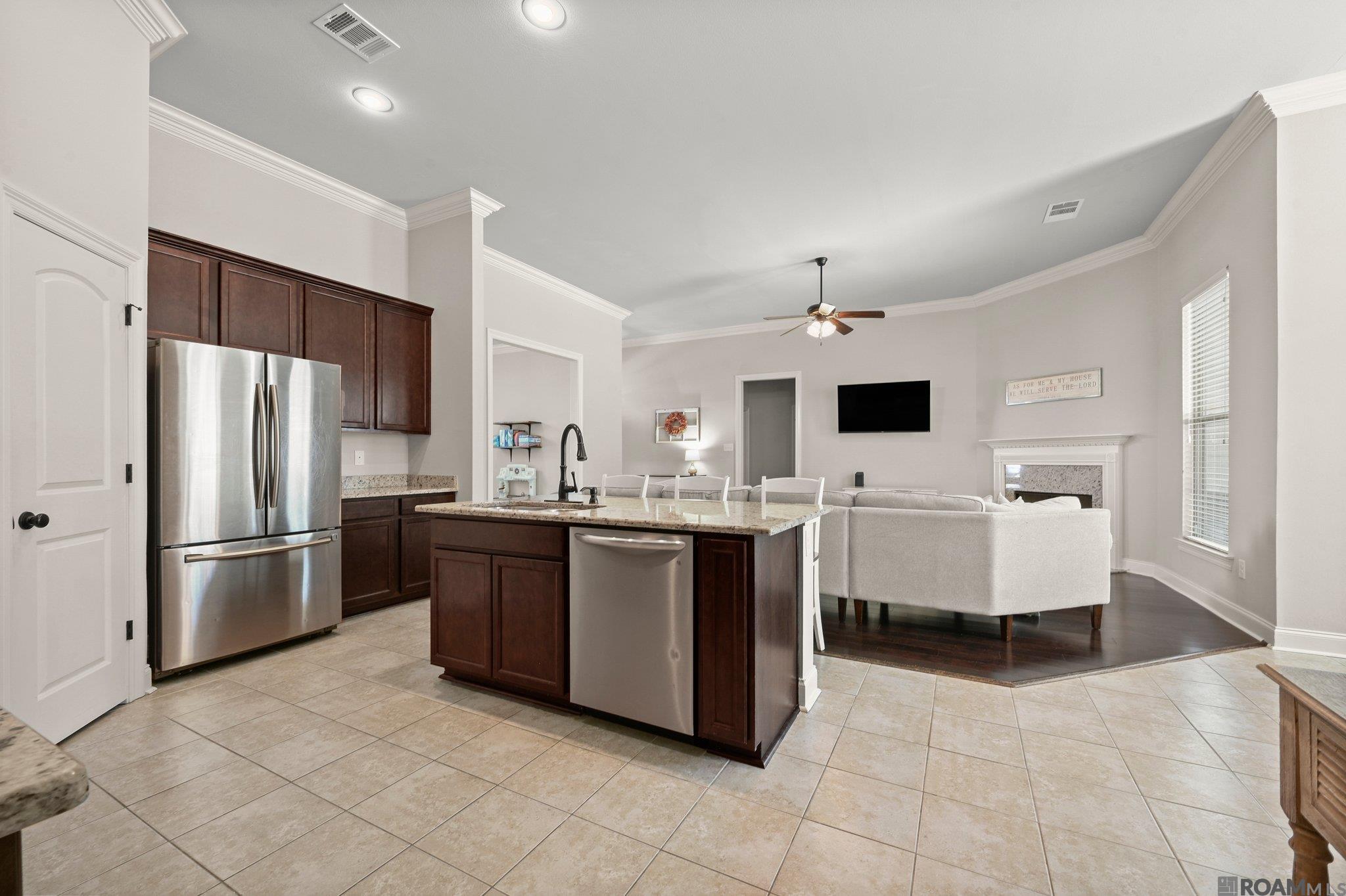 39141 Majestic Wood Ave, Gonzales, Louisiana image 8