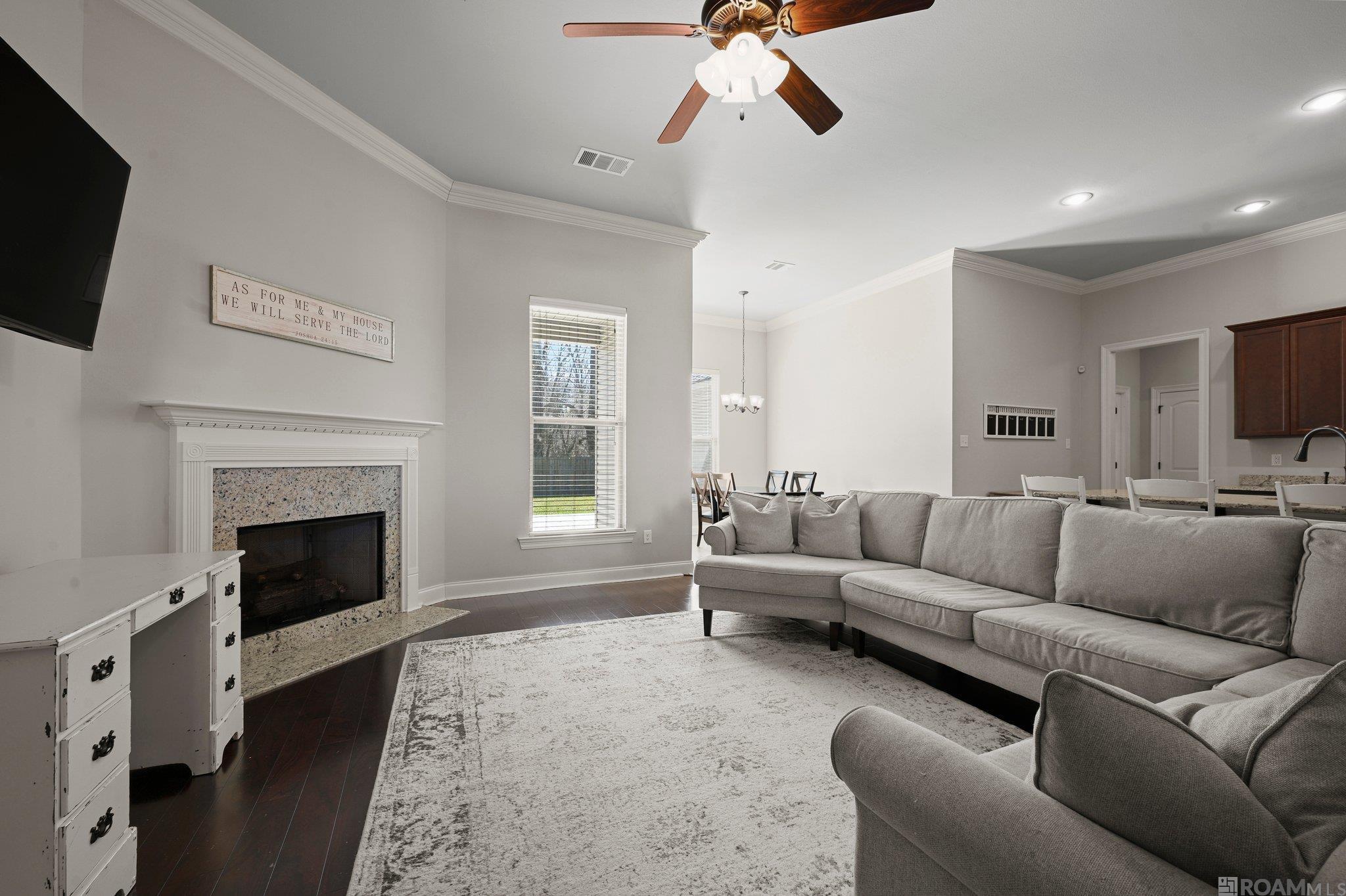 39141 Majestic Wood Ave, Gonzales, Louisiana image 3