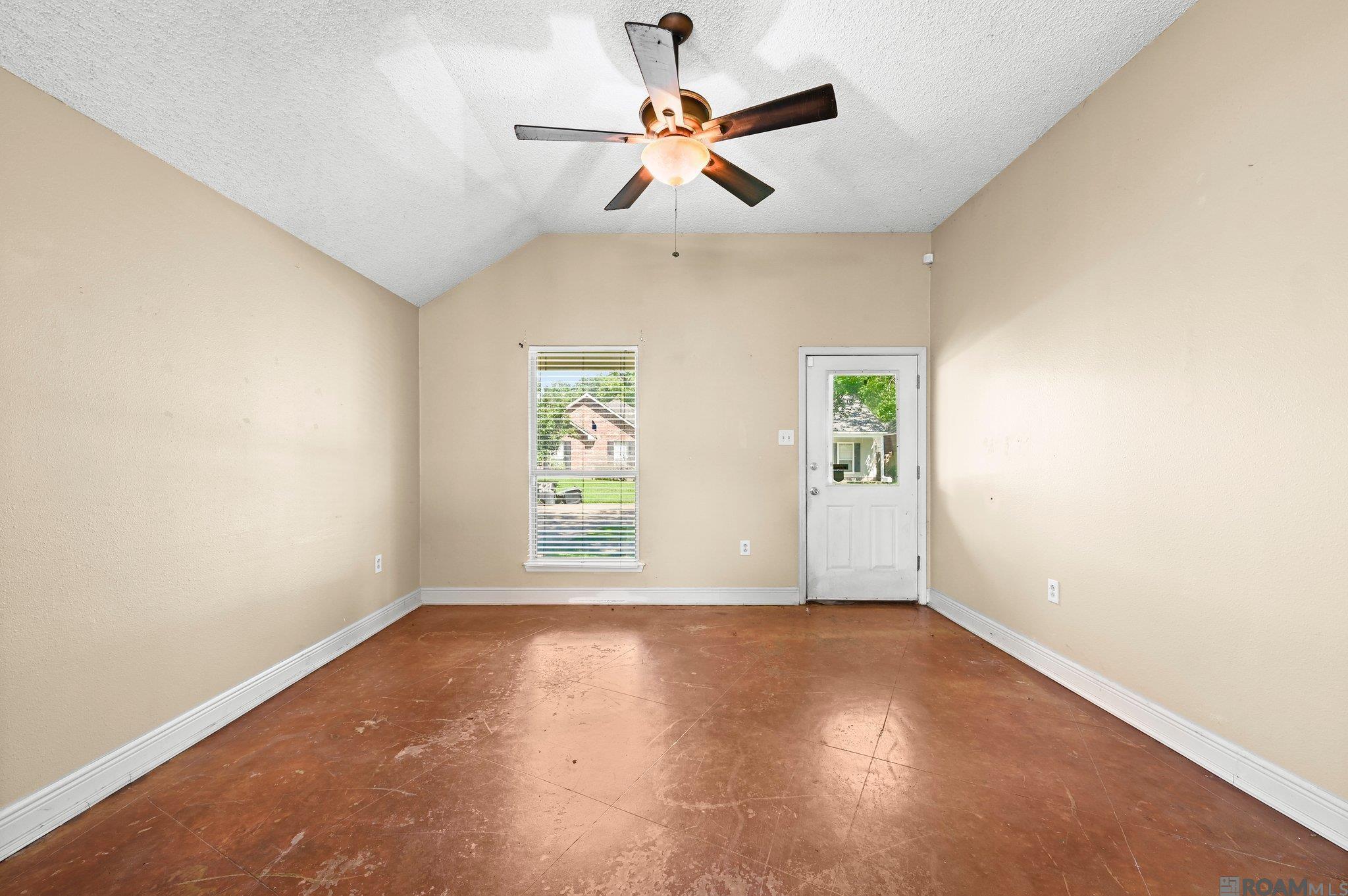 330 Meadow Crossing Dr, Baton Rouge, Louisiana image 3