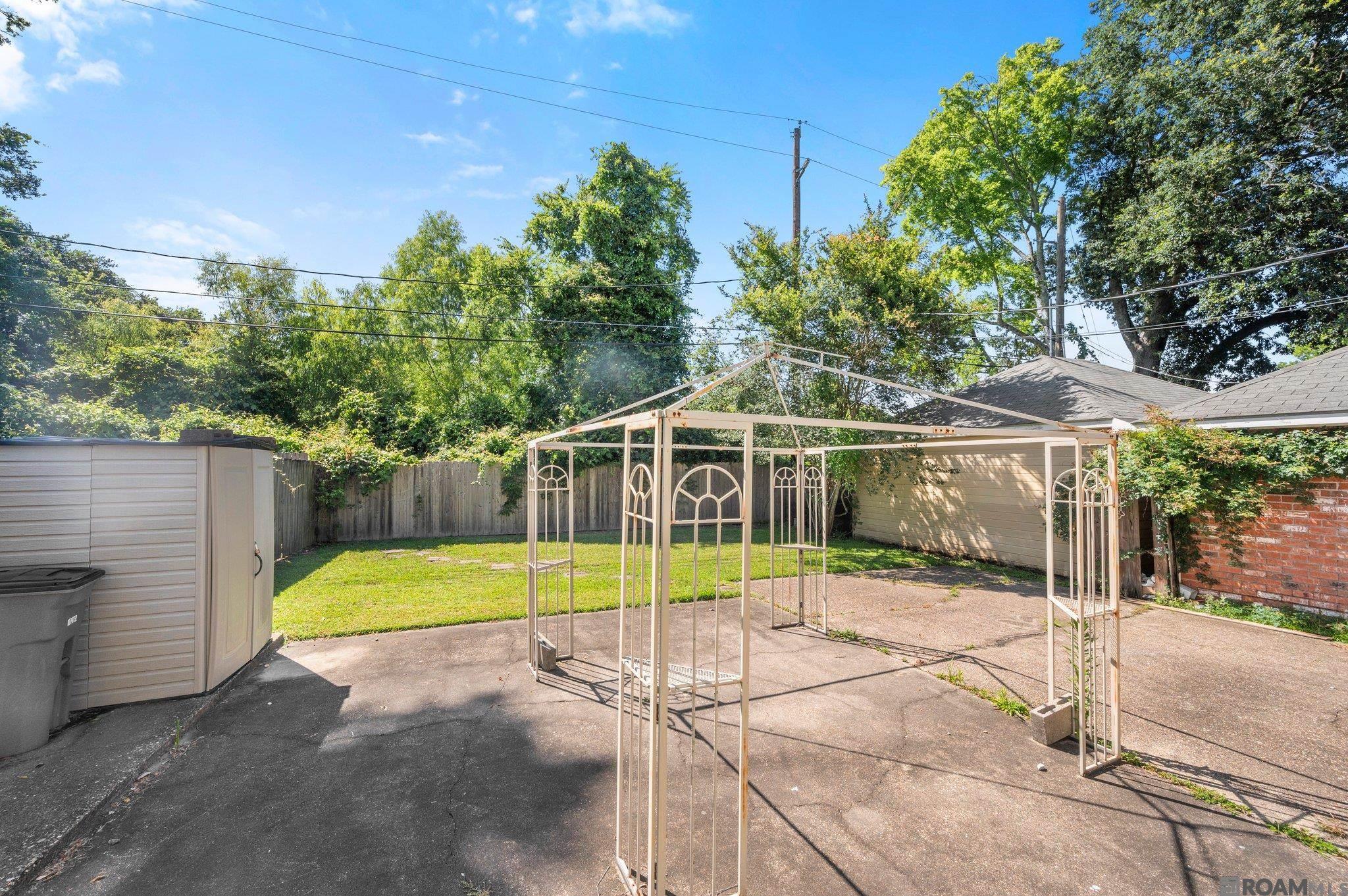 330 Meadow Crossing Dr, Baton Rouge, Louisiana image 18