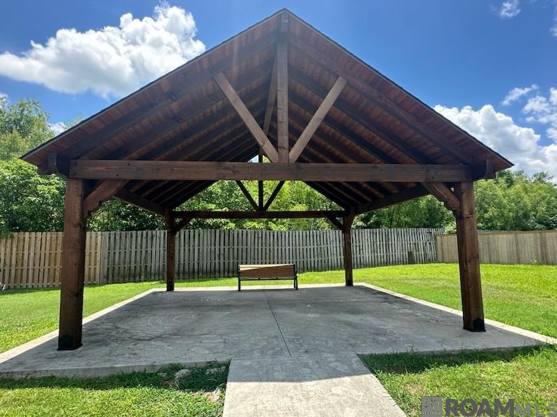 330 Meadow Crossing Dr, Baton Rouge, Louisiana image 20