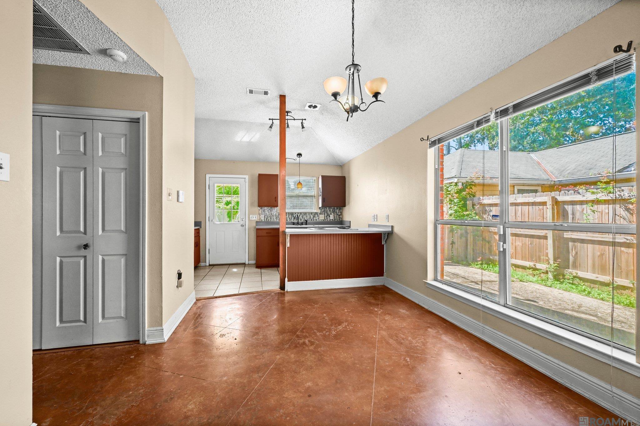 330 Meadow Crossing Dr, Baton Rouge, Louisiana image 5