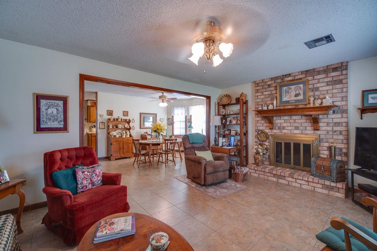 816 Chene Dr, Houma, Louisiana image 3