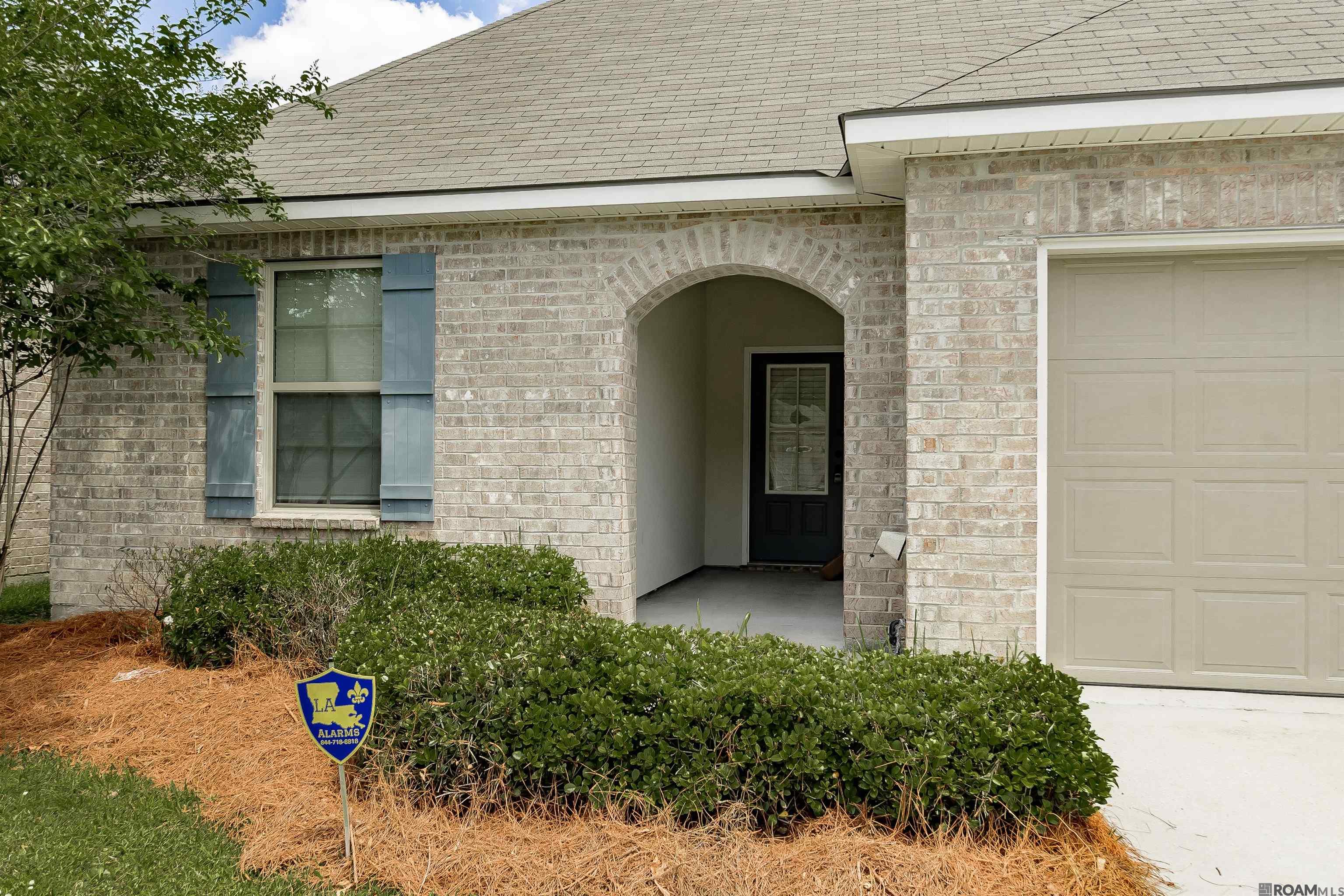 1339 Hickory Creek Dr, Baton Rouge, Louisiana image 2