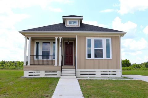 Homes For Sale - 618 Jean Charles Boulevard<br/> Gray, LA 70359