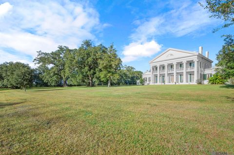 Homes For Sale - 4250 Highway 308 Highway<br/> Napoleonville, LA 70390