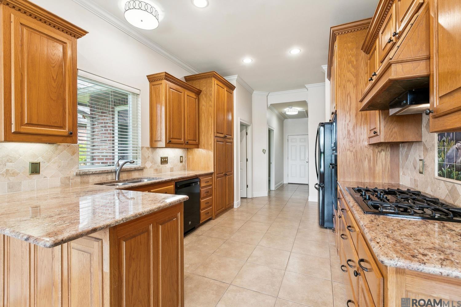 40267 Swan Cir, Gonzales, Louisiana image 14
