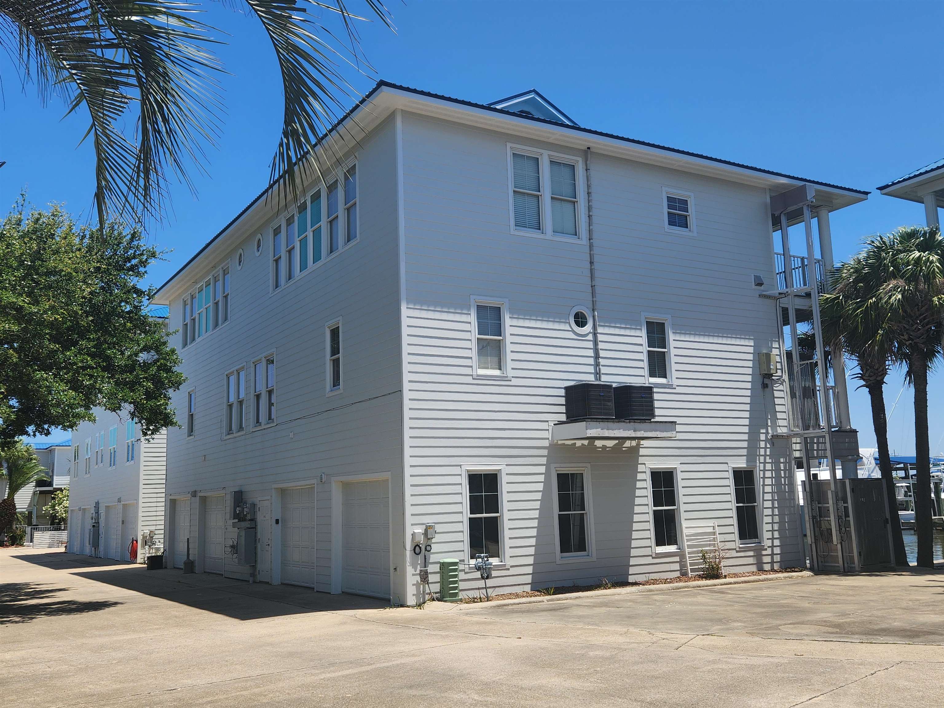 413 Admiral Craik Dr #R4, Grand Isle, Louisiana image 5