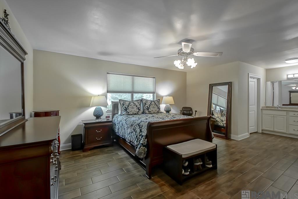 1055 N River Rd, Denham Springs, Louisiana image 10