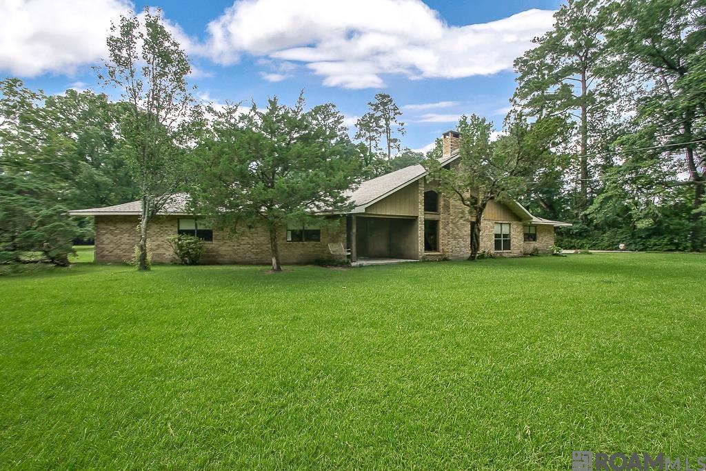 1055 N River Rd, Denham Springs, Louisiana image 2