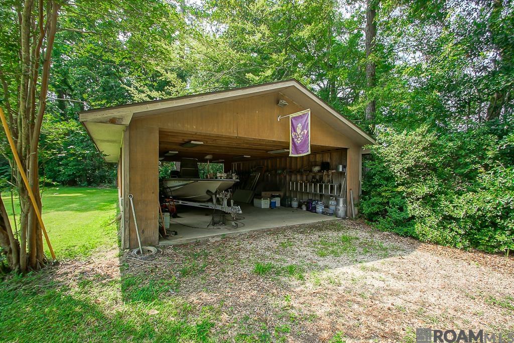 1055 N River Rd, Denham Springs, Louisiana image 18