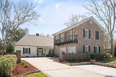 Homes For Sale - 17627 Masters Pointe Ct<br/> Baton Rouge, LA 70810