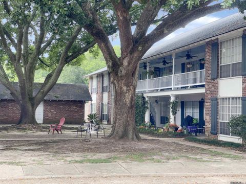 Condo For Sale - 10436 Jefferson Hwy #D<br/> East Baton Rouge County, Baton Rouge, LA 70809