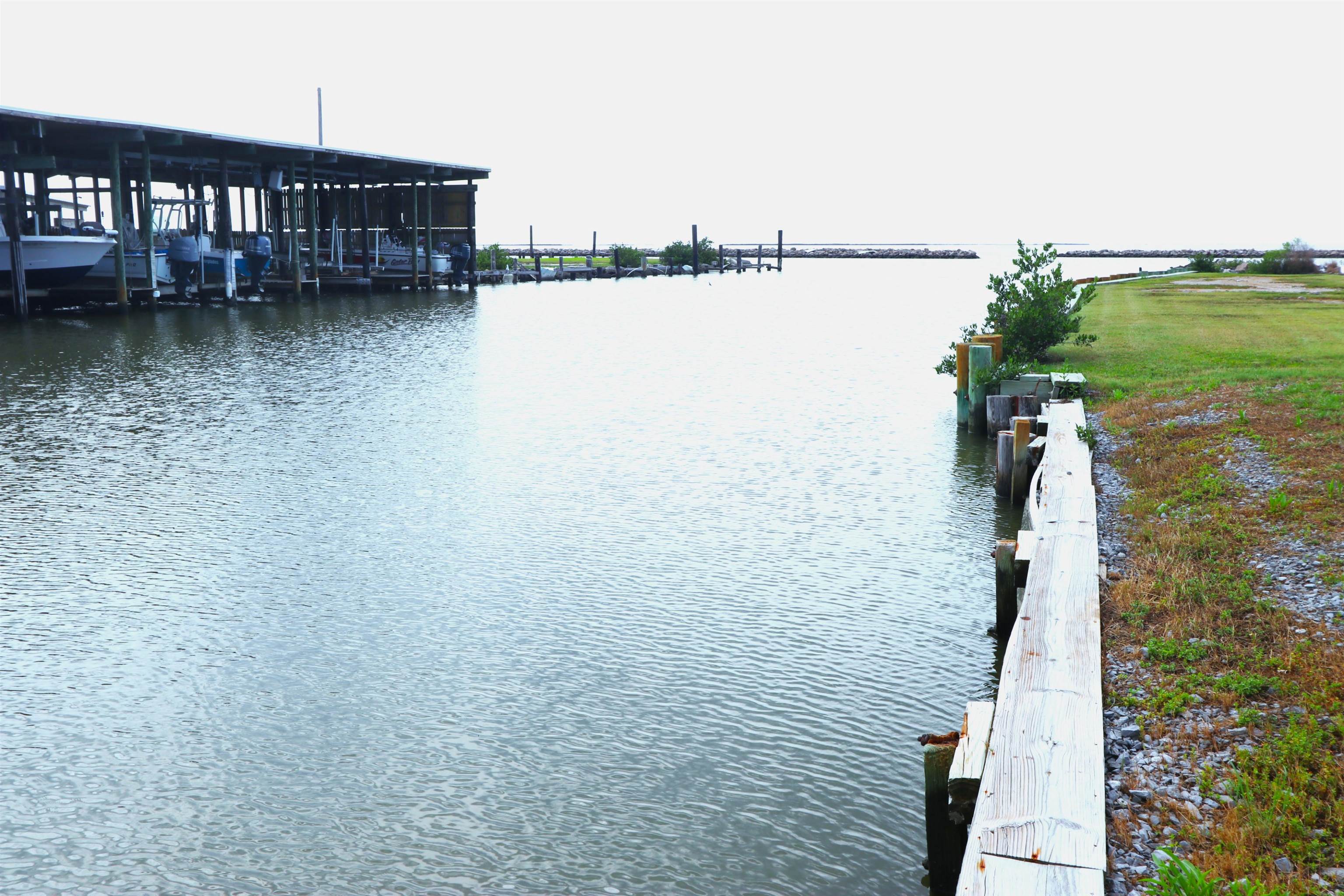 15C Cheramies Landing Drive, Grand Isle, Louisiana image 2