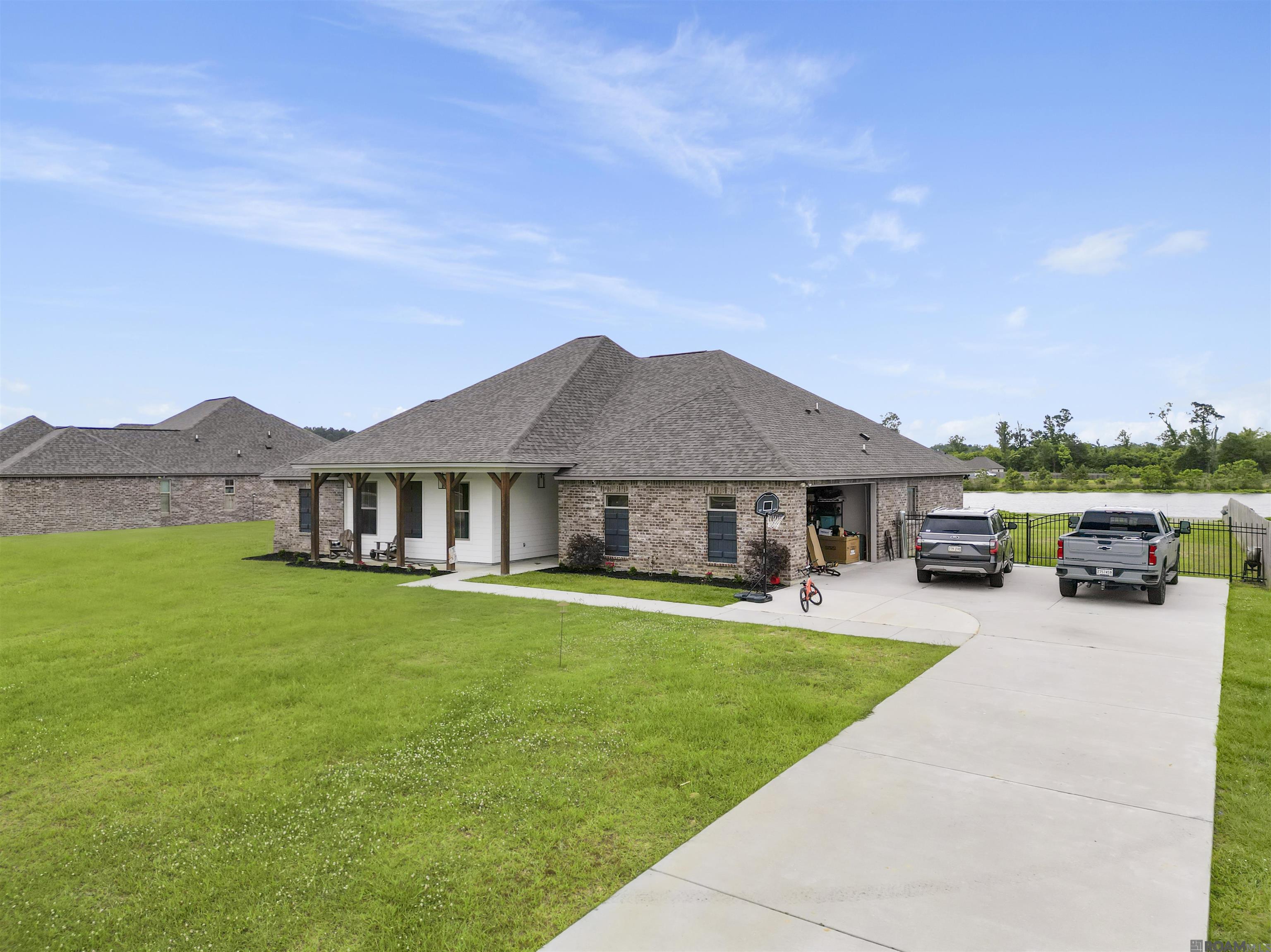 14124 Kaden Creek Dr, Walker, Louisiana image 3