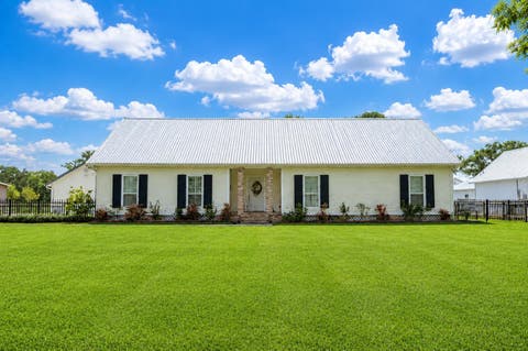 Homes For Sale - 775 Lefort Bypass Road<br/> Thibodaux, LA 70301