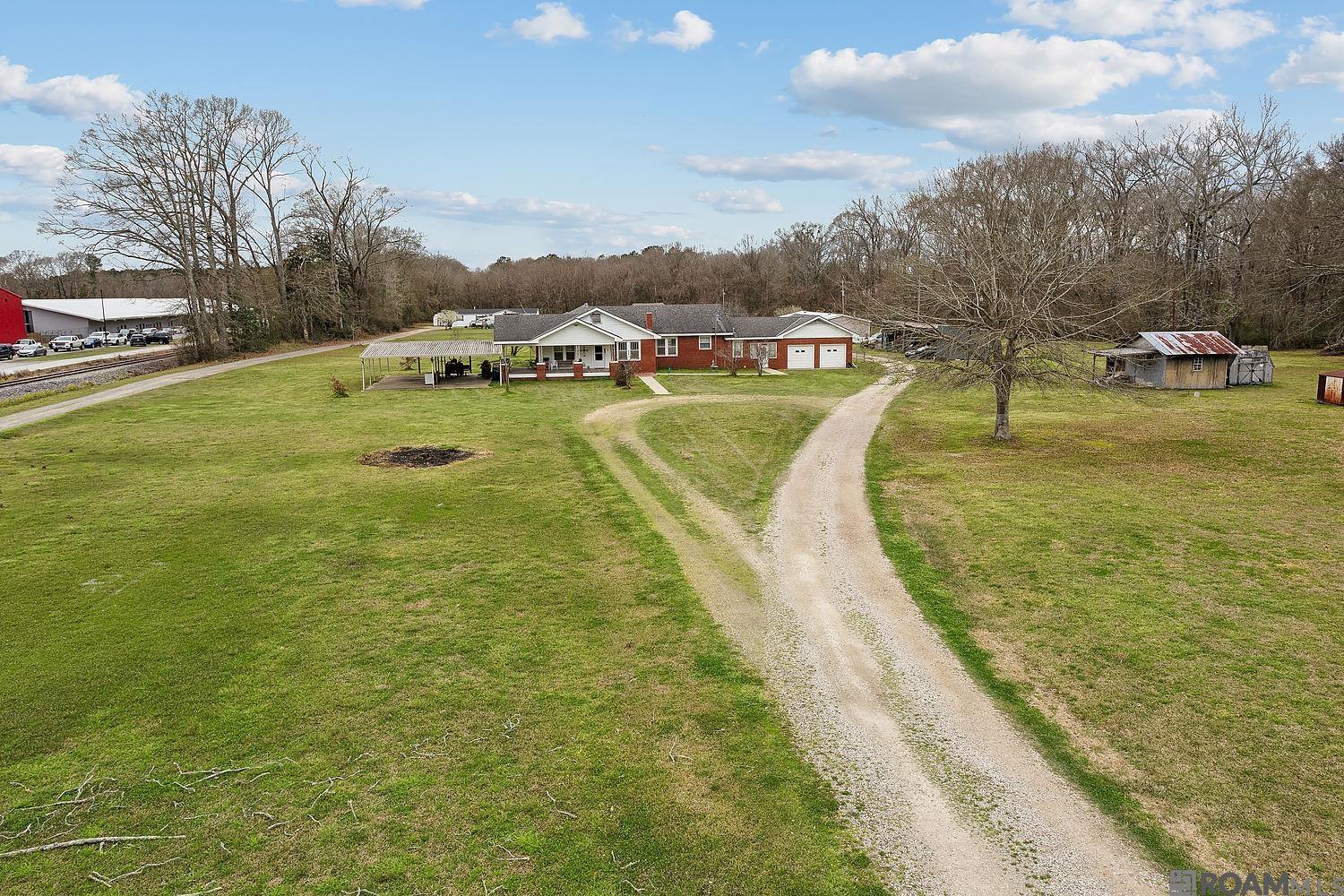 914 & 928 Midway Rd, Slaughter, Louisiana image 1