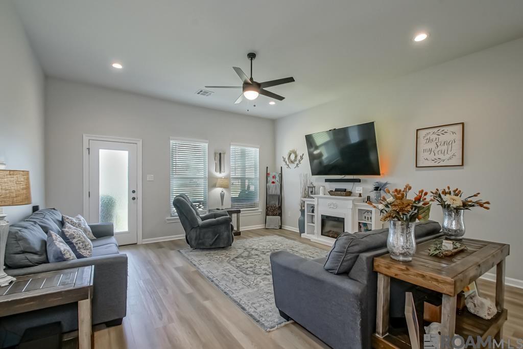 11590 Juban Parc Ave, Denham Springs, Louisiana image 4