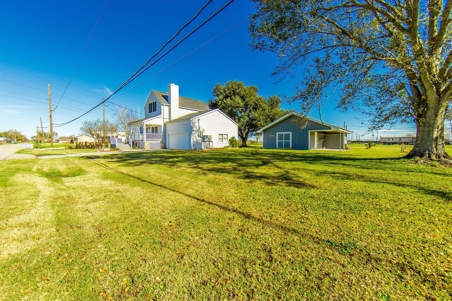 444 Chester Lee Street, Larose, Louisiana image 2