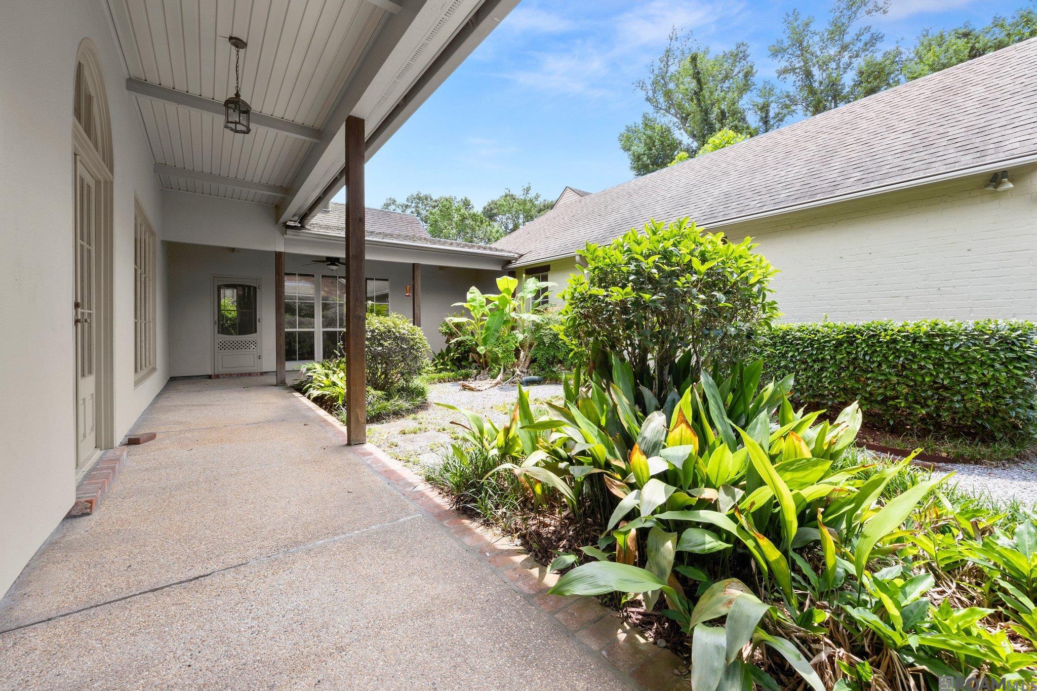 1321 Elmcrest Dr, Baton Rouge, Louisiana image 24