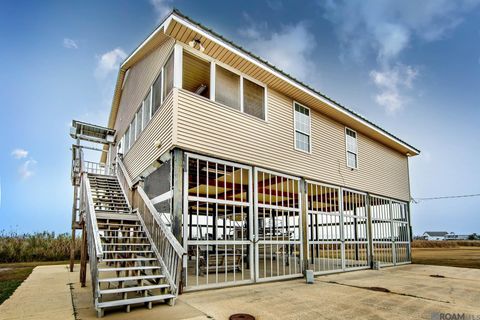 Homes For Sale - 988 Four Point Rd<br/> Dulac, LA 70353