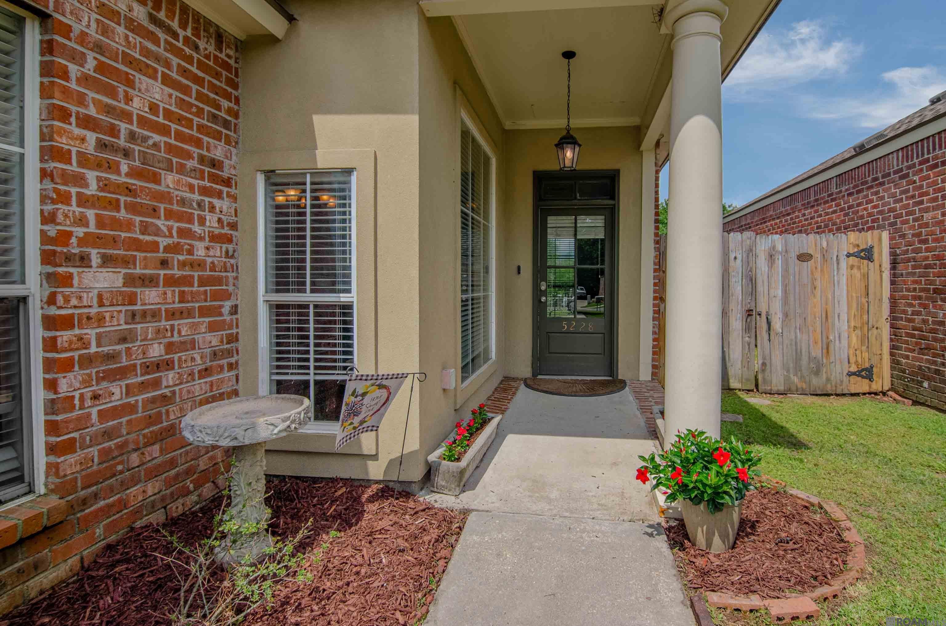 5228 Eastbay Dr, Baton Rouge, Louisiana image 1