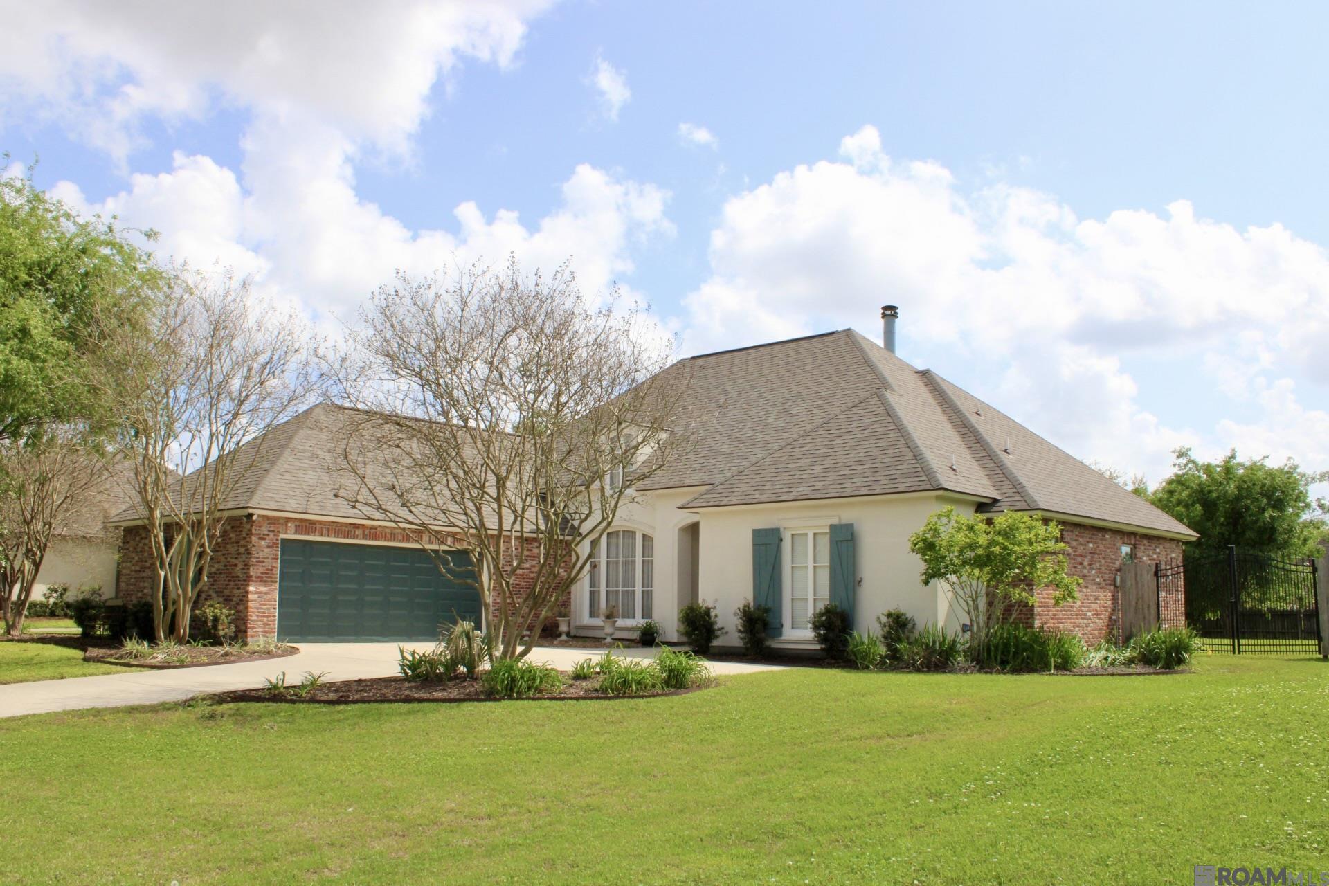 763 Water Oak Dr, Brusly, Louisiana image 1