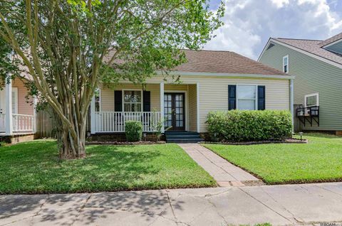 Homes For Sale - 15524 Riverdale Ave East Ave<br/> Baton Rouge, LA 70816