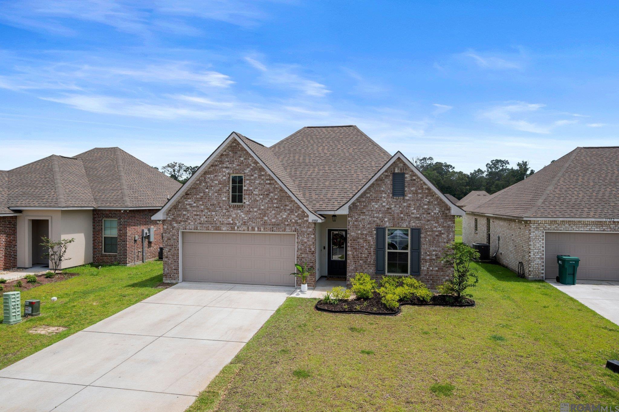 11588 Regal St