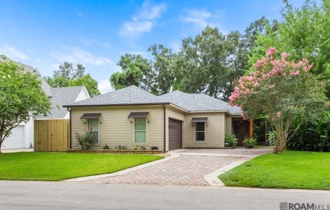 Homes For Sale - 955 Aberdeen Ave<br/> Baton Rouge, LA 70808