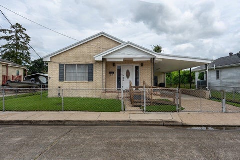 Homes For Sale - 270 Walnut St<br/> Terrebonne County, Houma, LA 70364