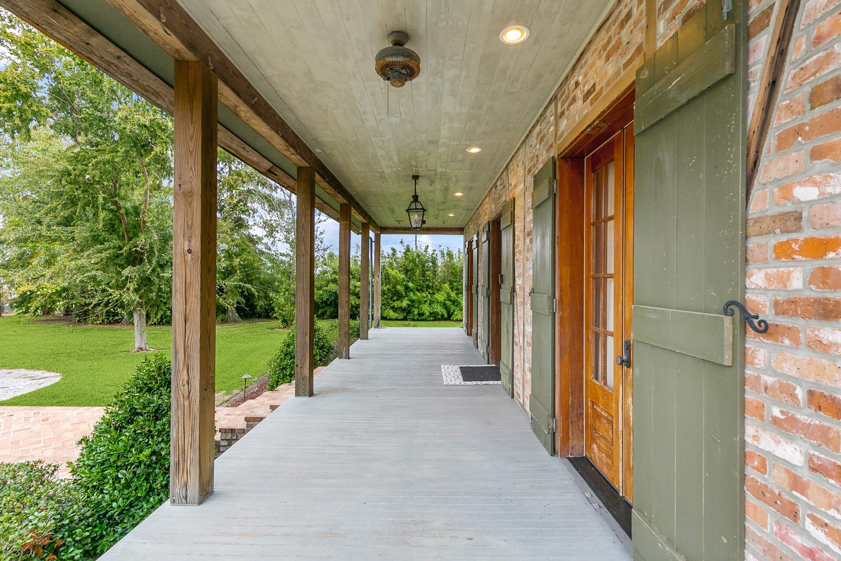 8601 E Avenue A, Cut Off, Louisiana image 2