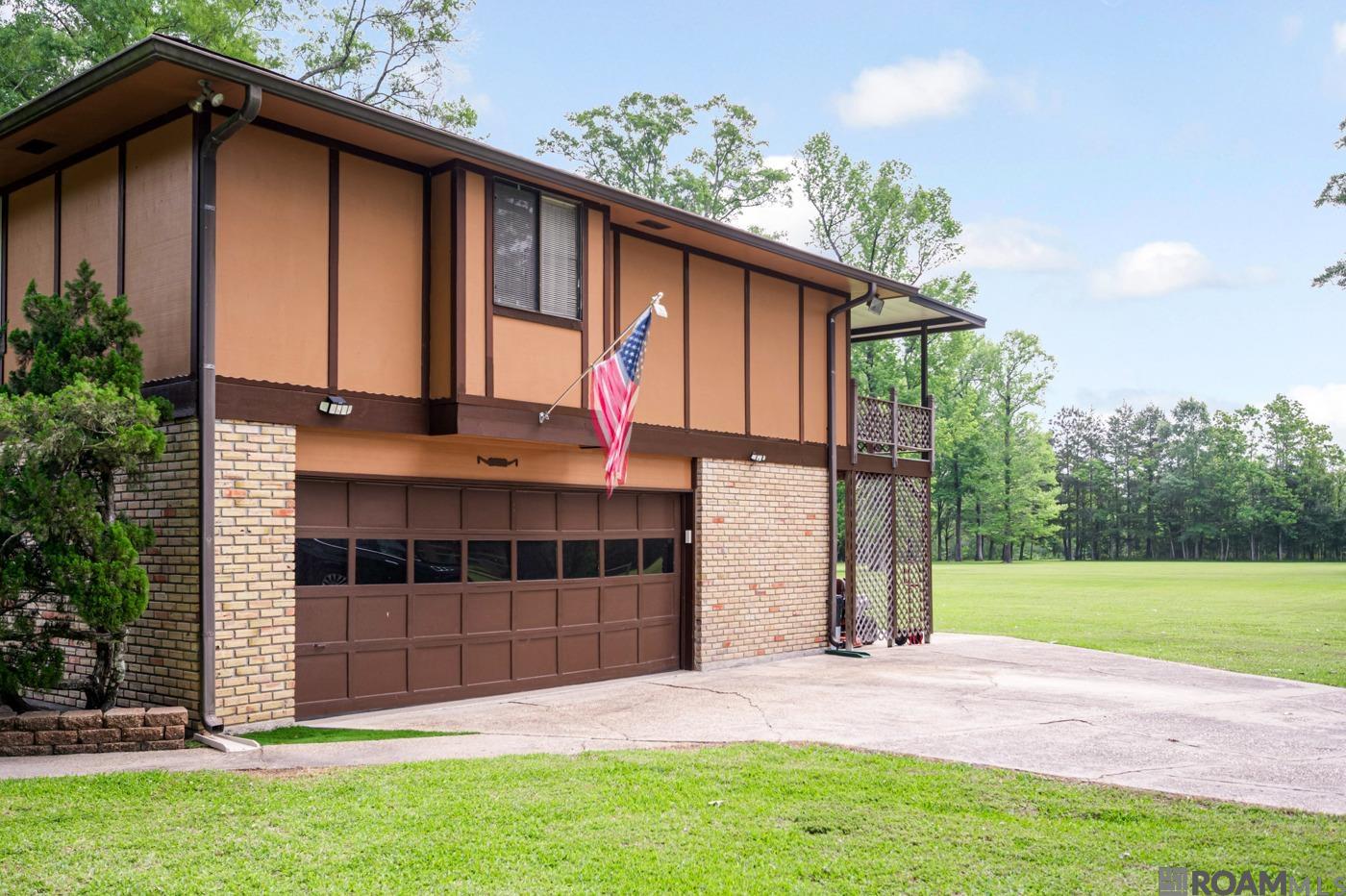 9242 Willow Creek, Greenwell Springs, Louisiana image 27