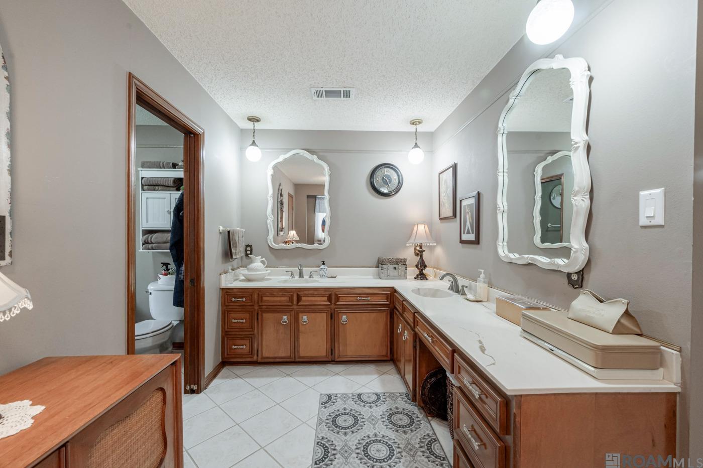 9242 Willow Creek, Greenwell Springs, Louisiana image 13