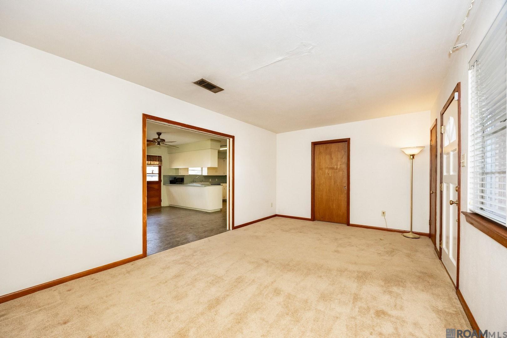 3669 Oak Hills St, Zachary, Louisiana image 5