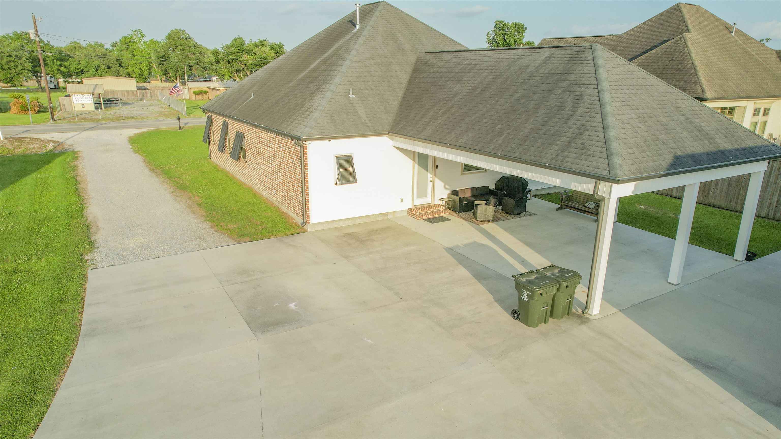 303 North Main Project Road, Schriever, Louisiana image 4