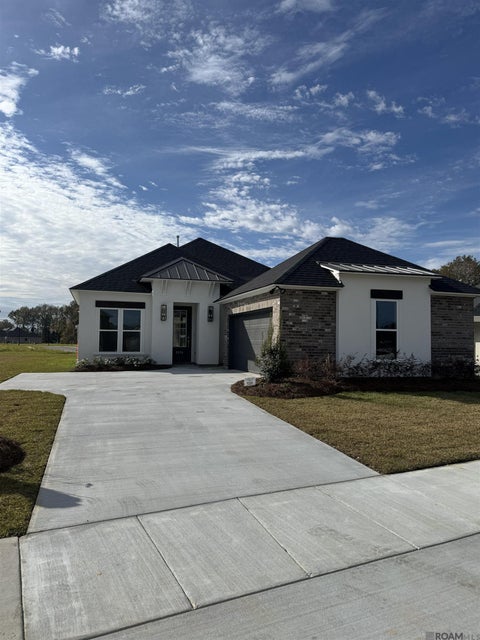 Homes For Sale - 1516 Frankel Ave<br/> Zachary, LA 70791