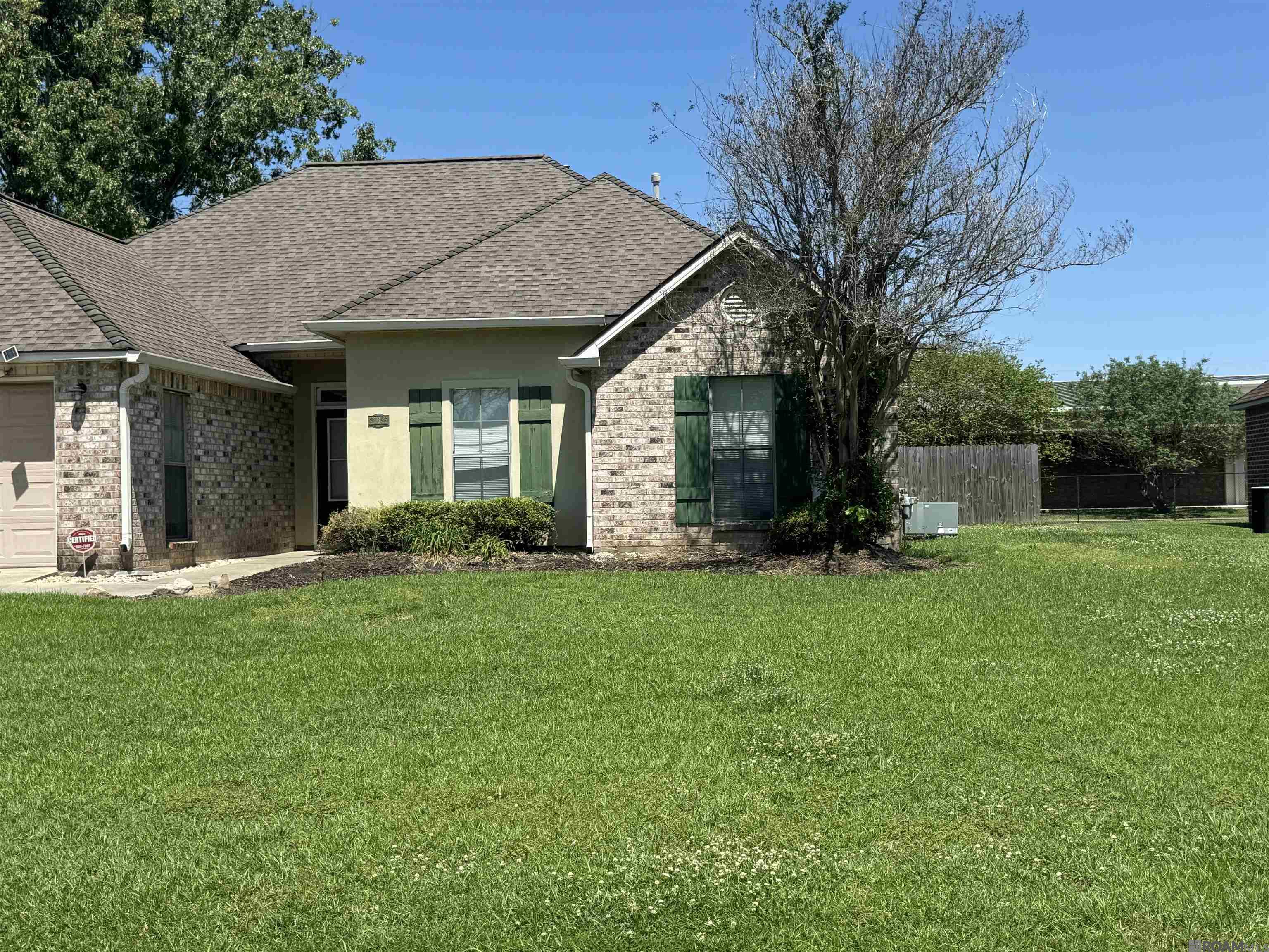 37036 N Millstone Dr, Geismar, Louisiana image 1