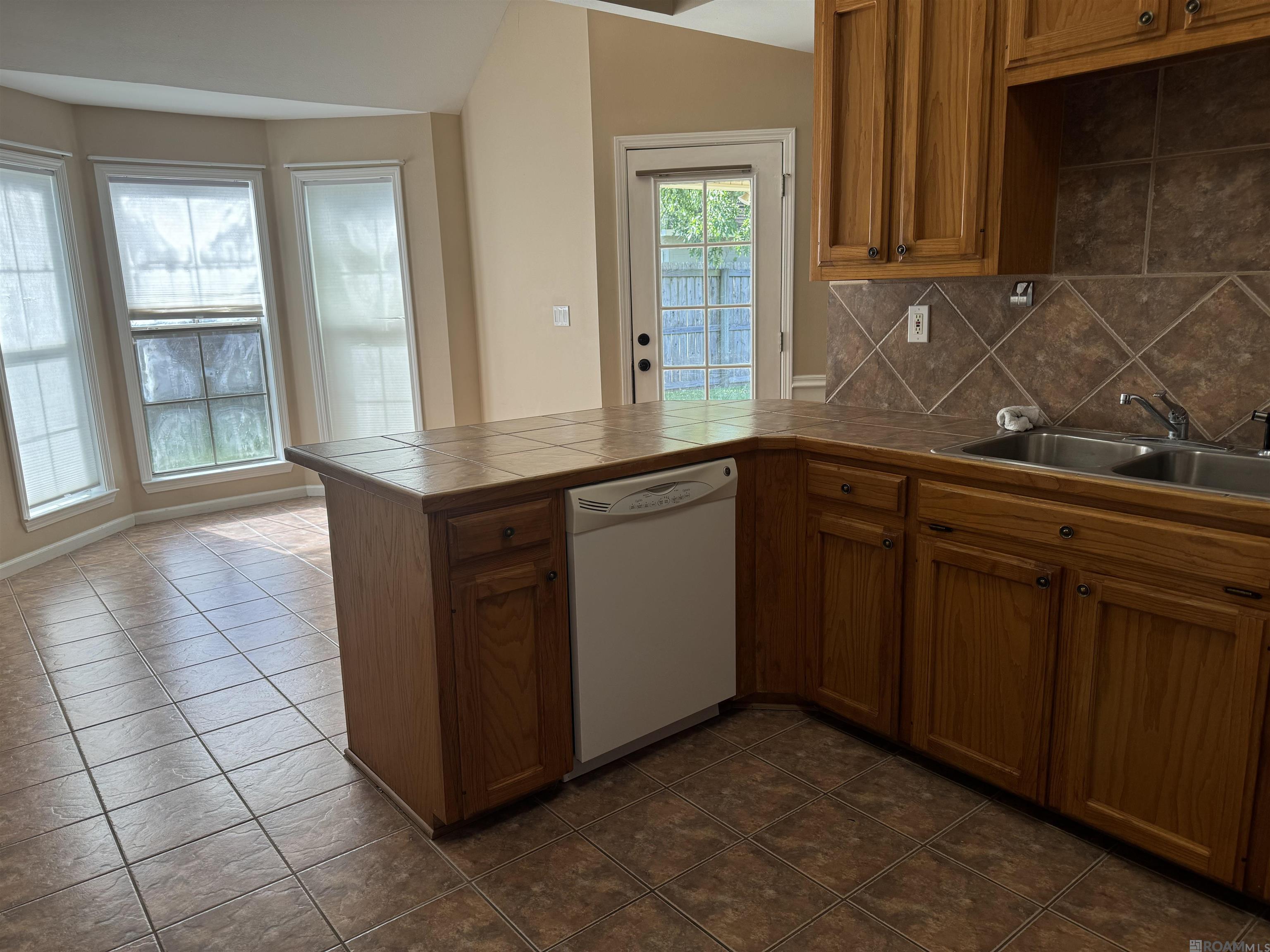 37036 N Millstone Dr, Geismar, Louisiana image 10