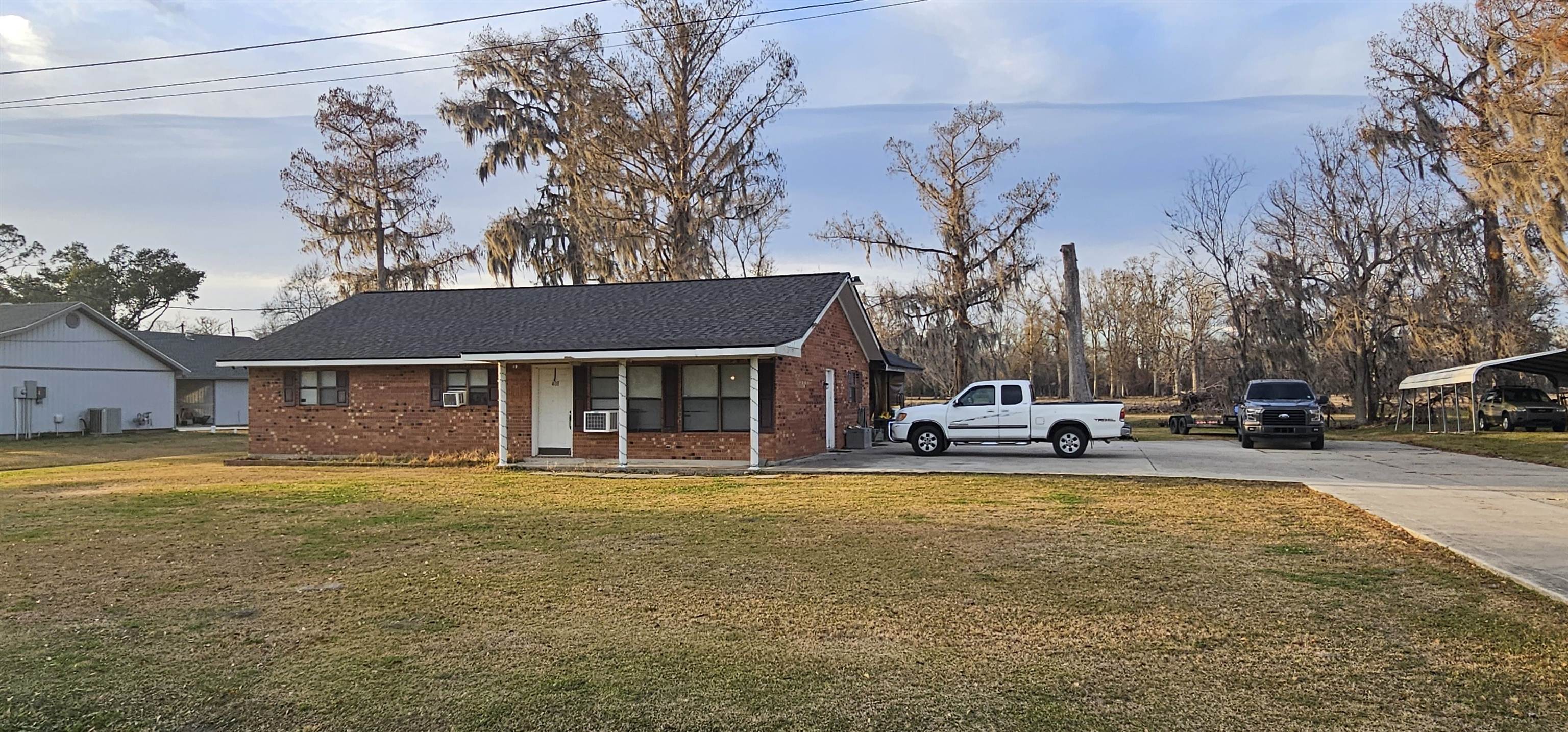 408 Bayou Gardens Drive, Houma, Louisiana image 2