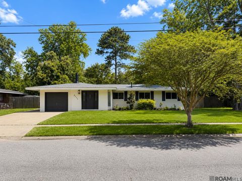 Homes For Rent - 8245 Rainbow Dr<br/> Baton Rouge, LA 70809