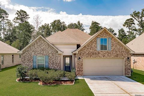 Homes For Sale - 13717 Fig Dr<br/> Denham Springs, LA 70726