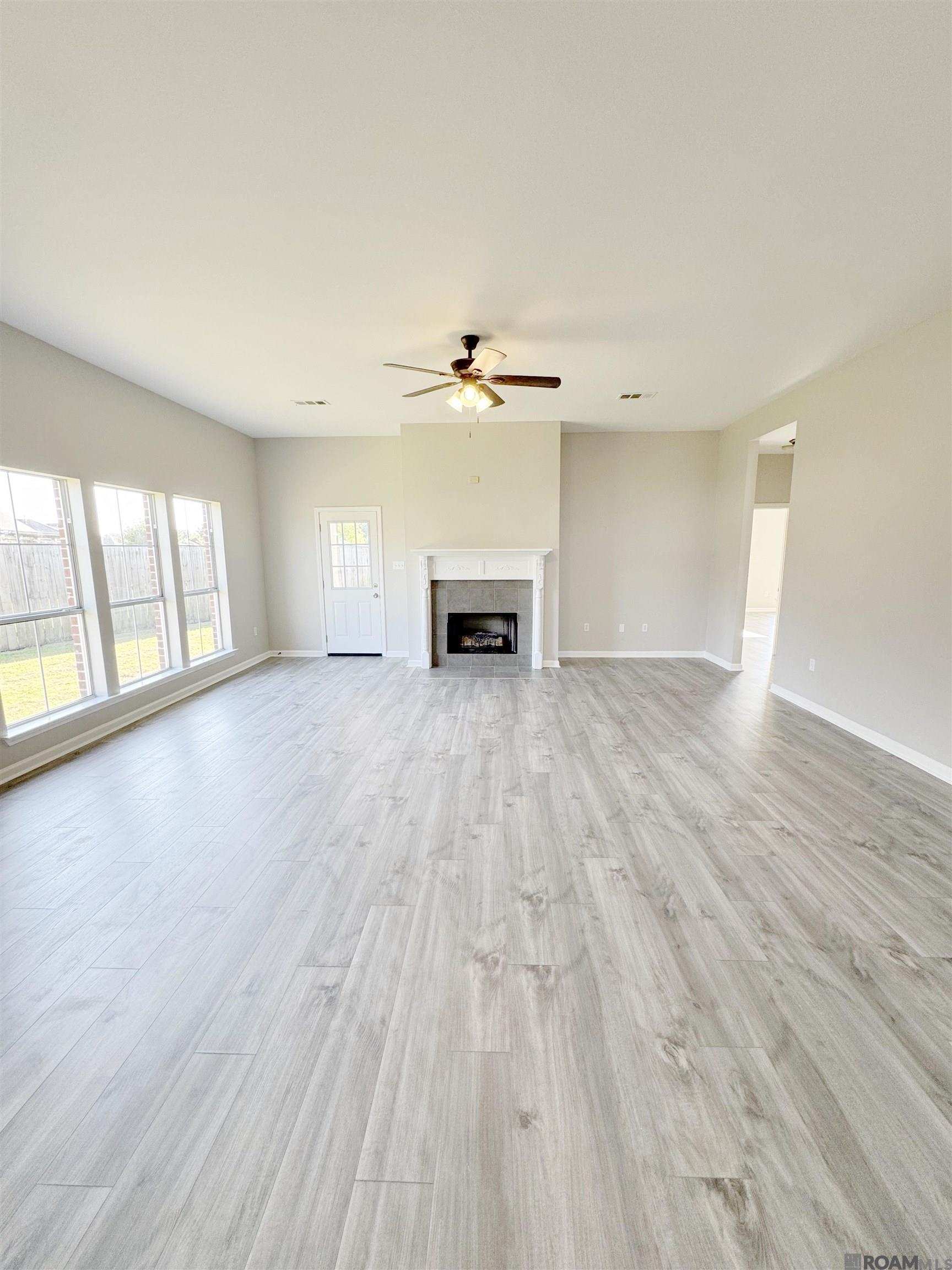 23907 Waterford Ct, Denham Springs, Louisiana image 5